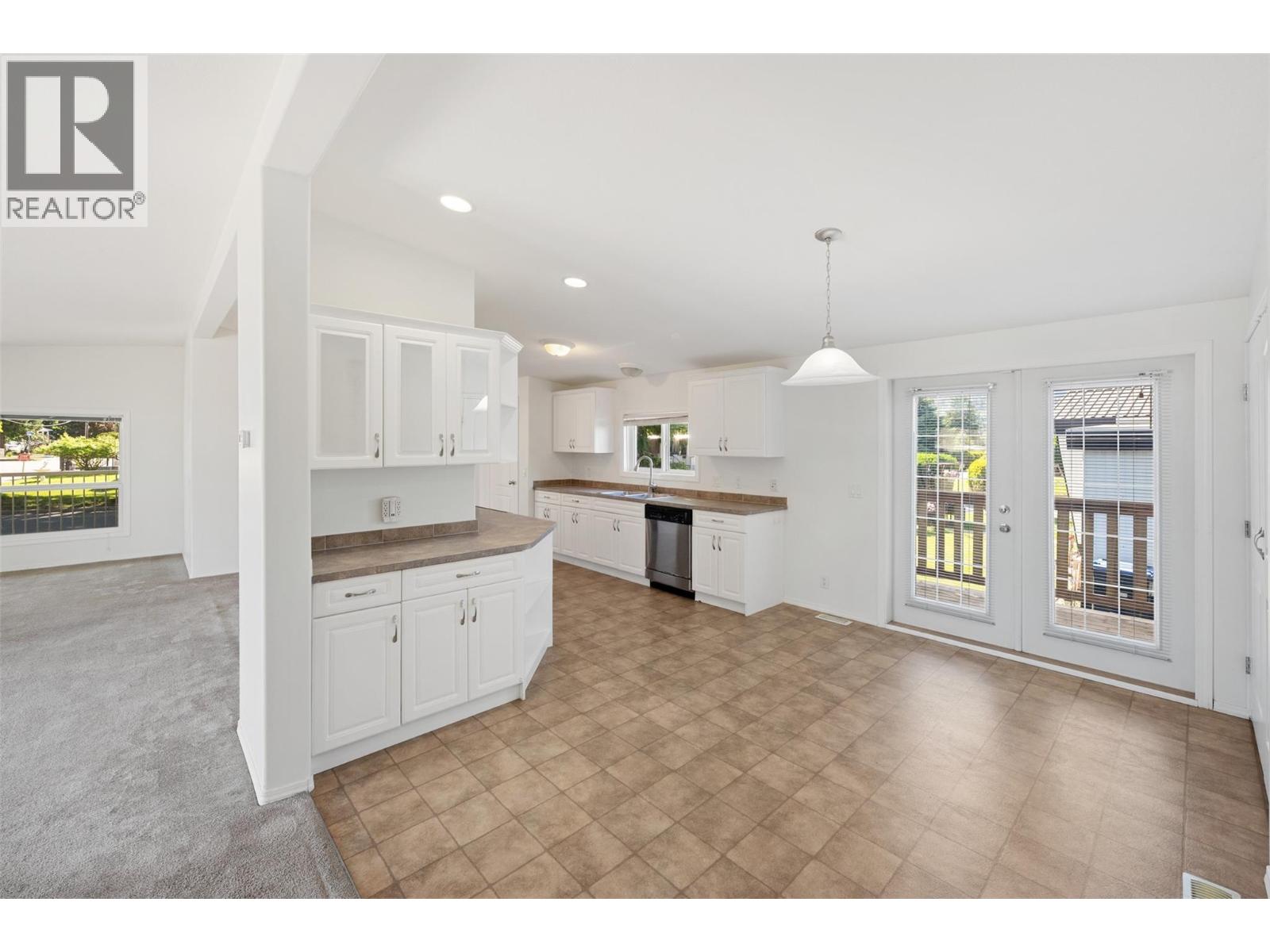 #37 197 Dauphin Avenue - 6