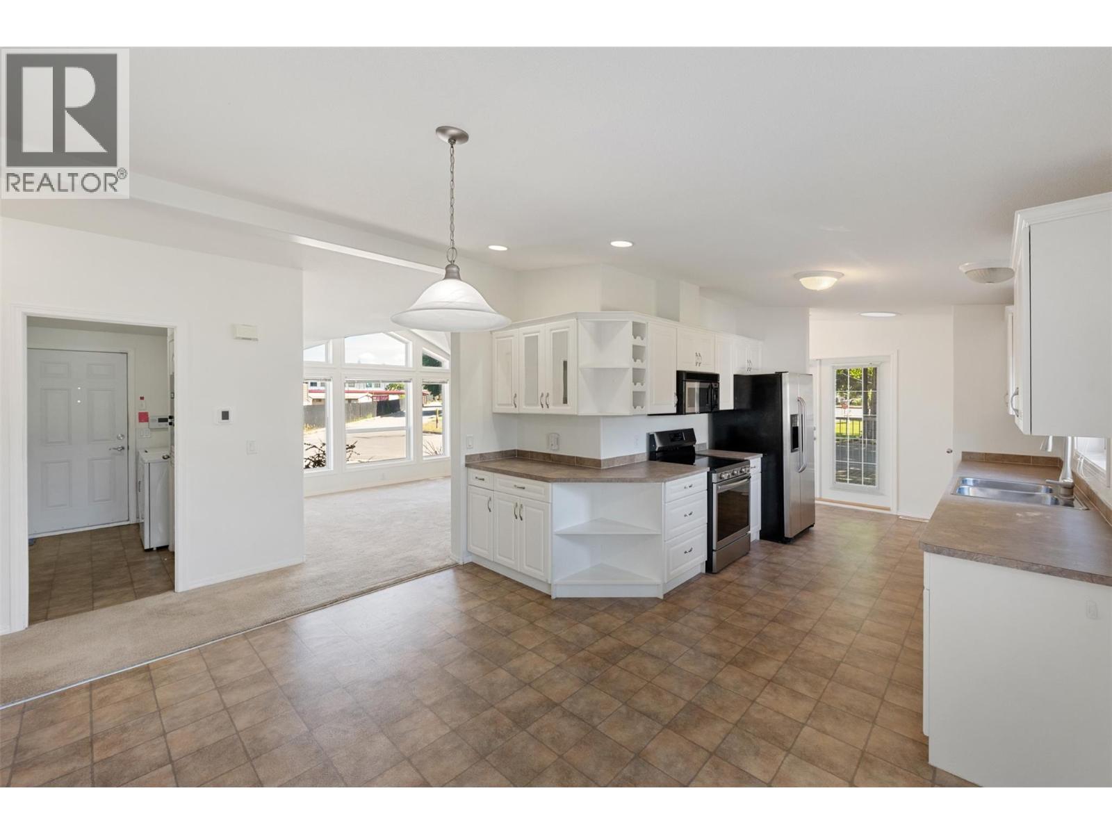 #37 197 Dauphin Avenue - 15