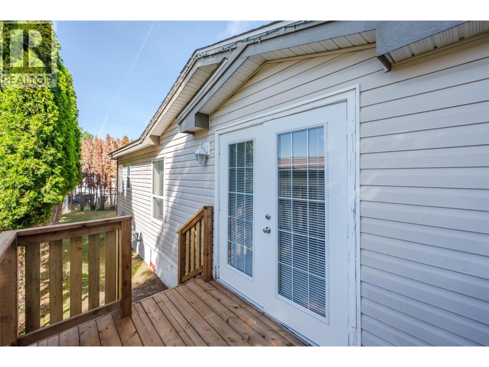 #37 197 Dauphin Avenue - 35