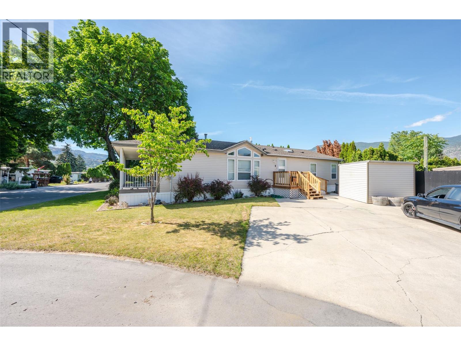 #37 197 Dauphin Avenue - 41