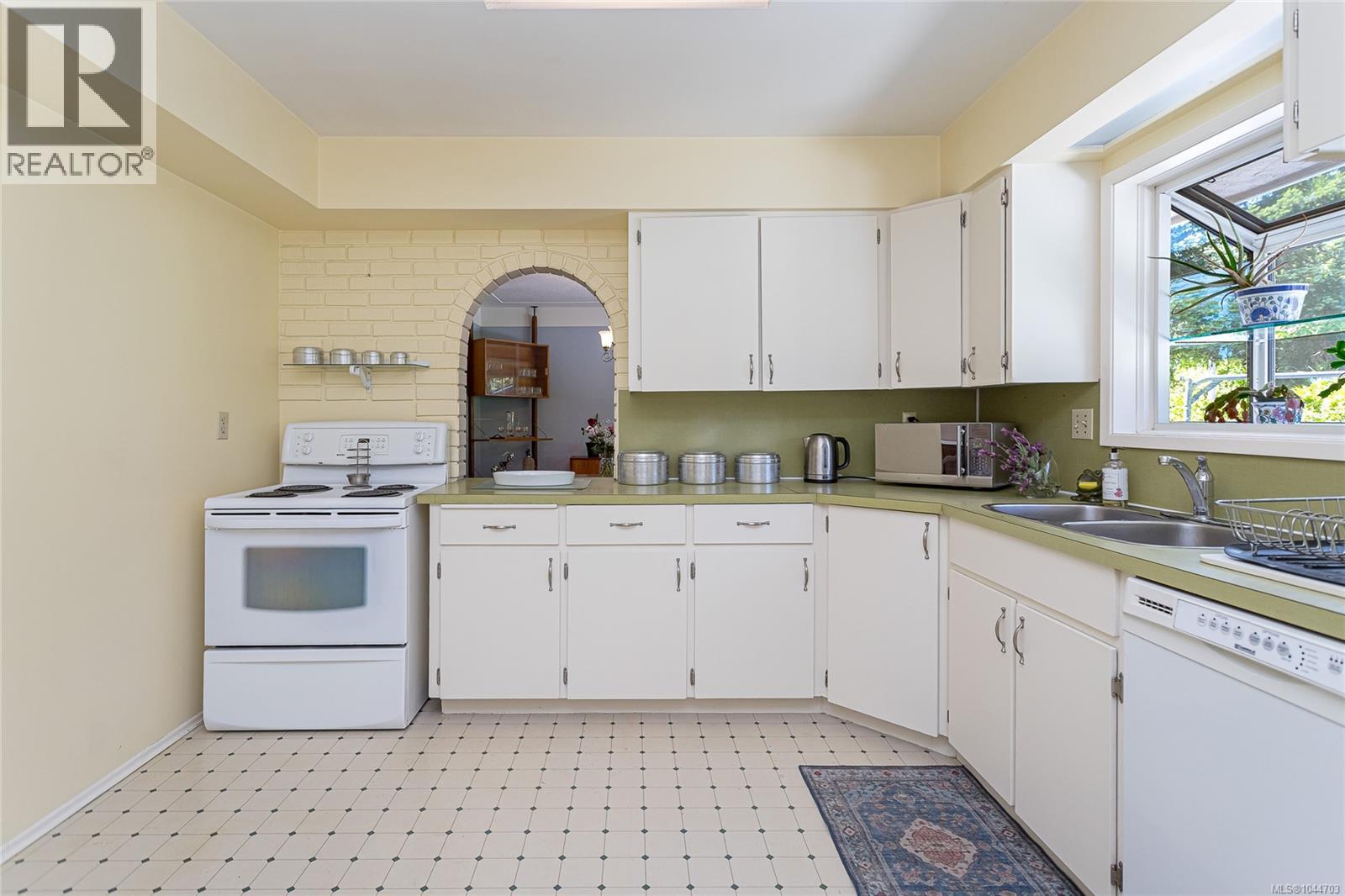 6224 Robin Way - 17