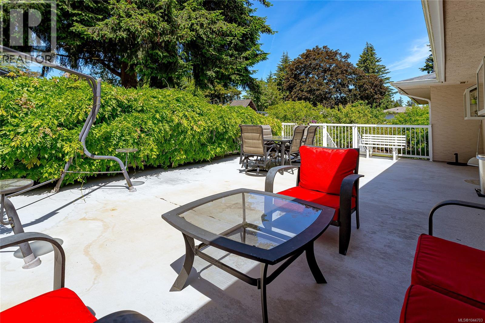 6224 Robin Way - 7