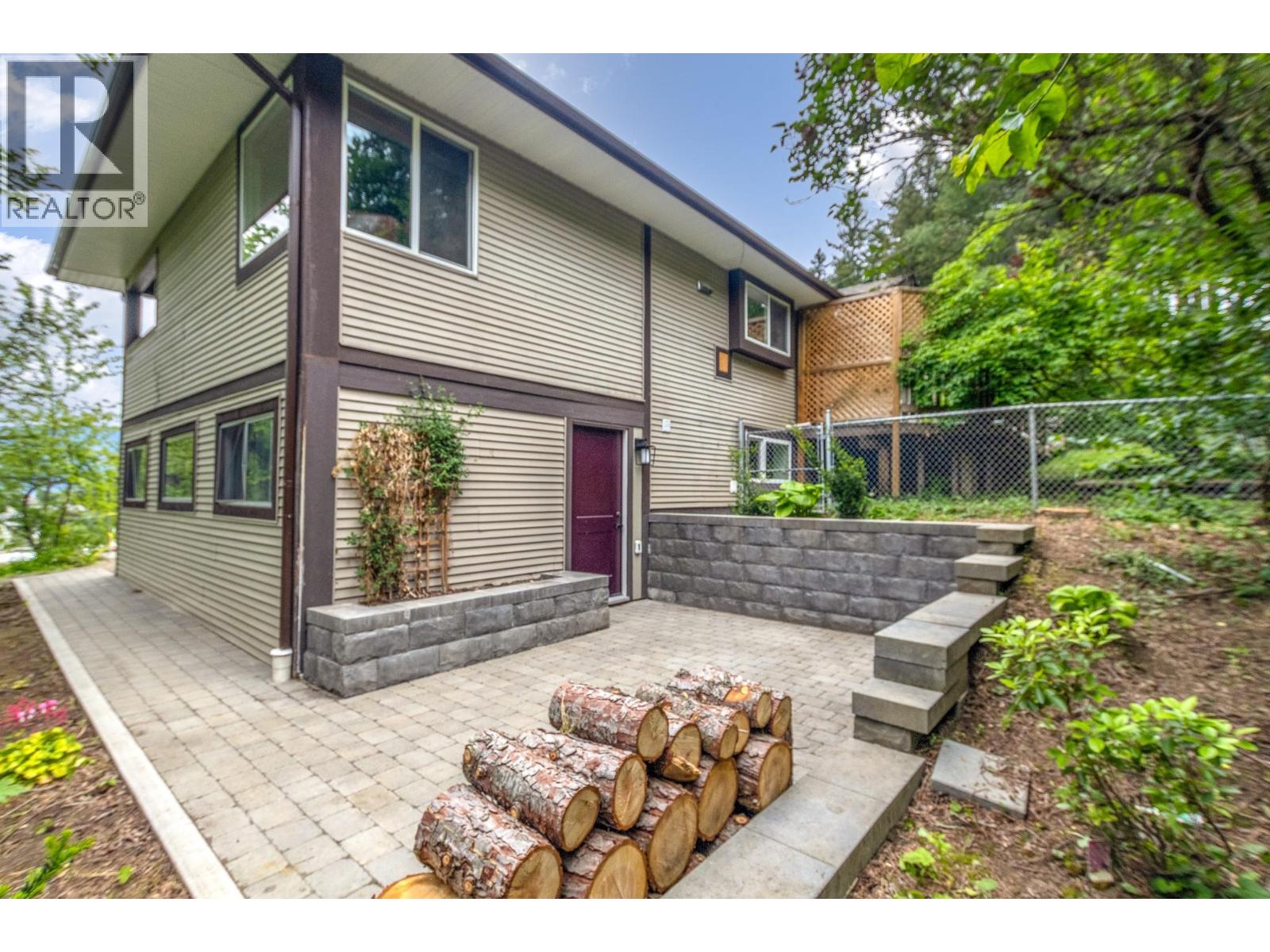 1231 1 Street SE - 21