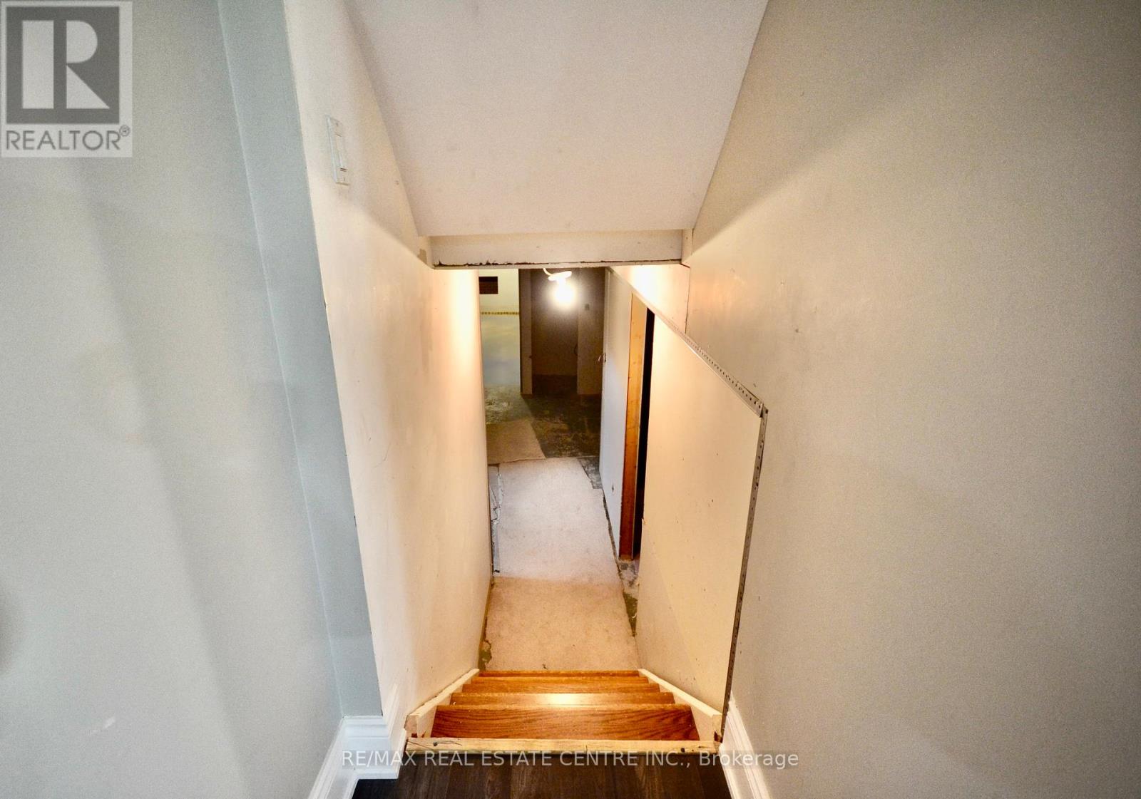8 KEVINWOOD DRIVE - Image 33