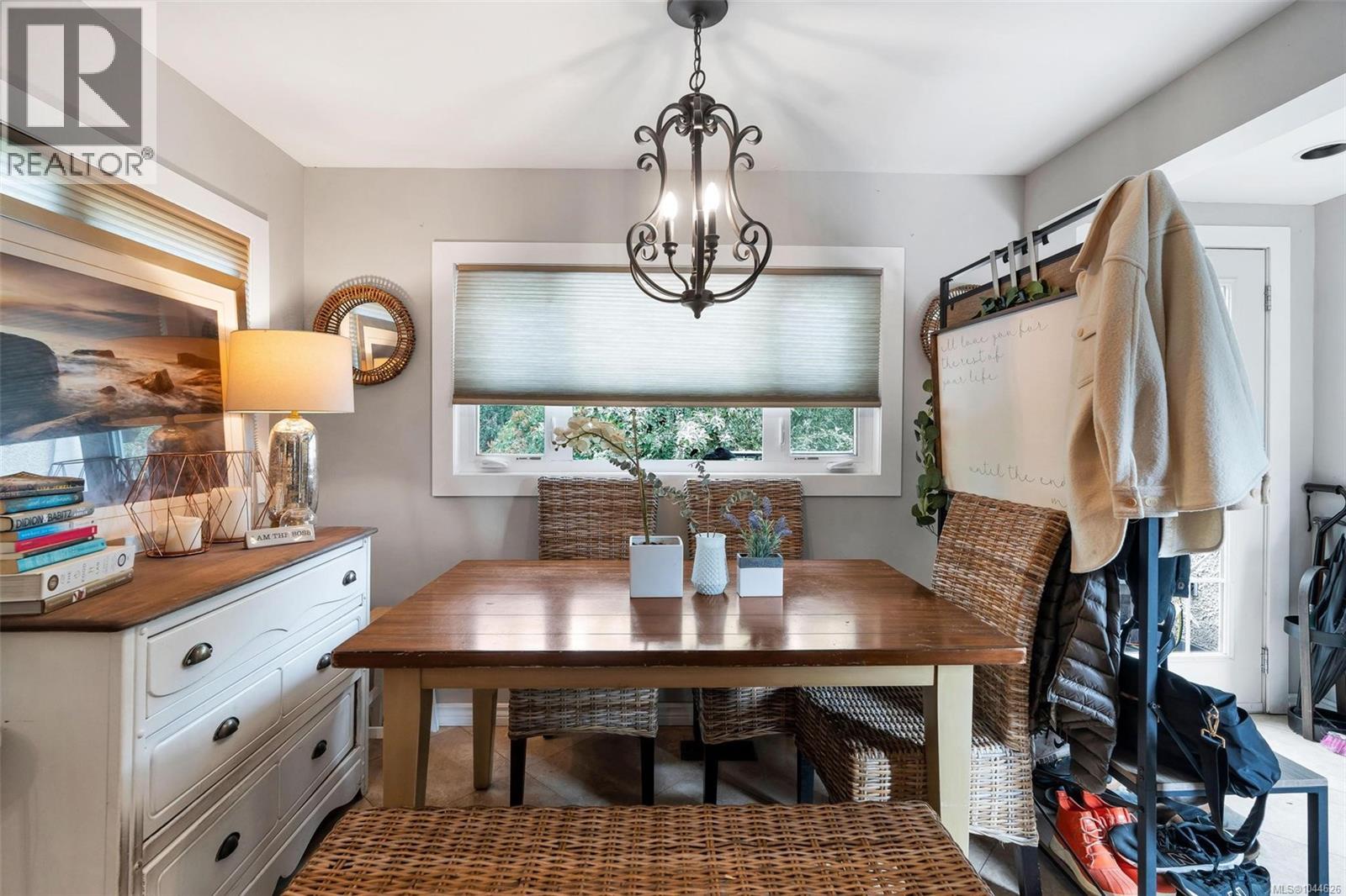 920 Jasmine Ave - Image 6