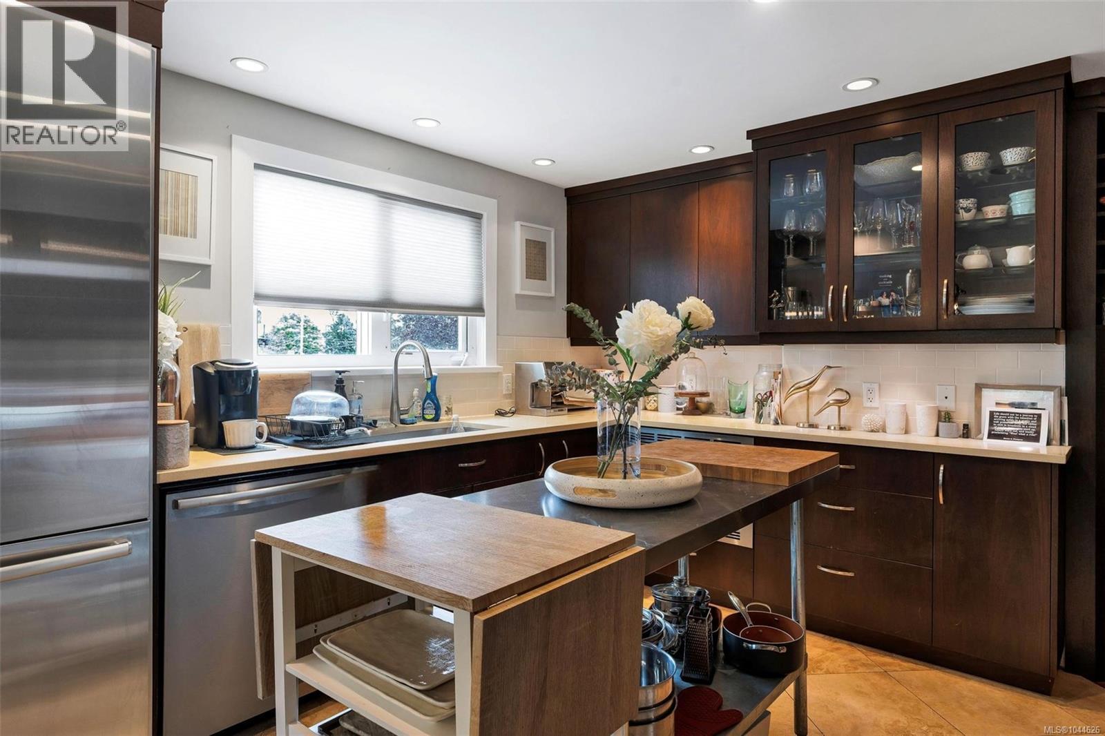 920 Jasmine Ave - Image 3