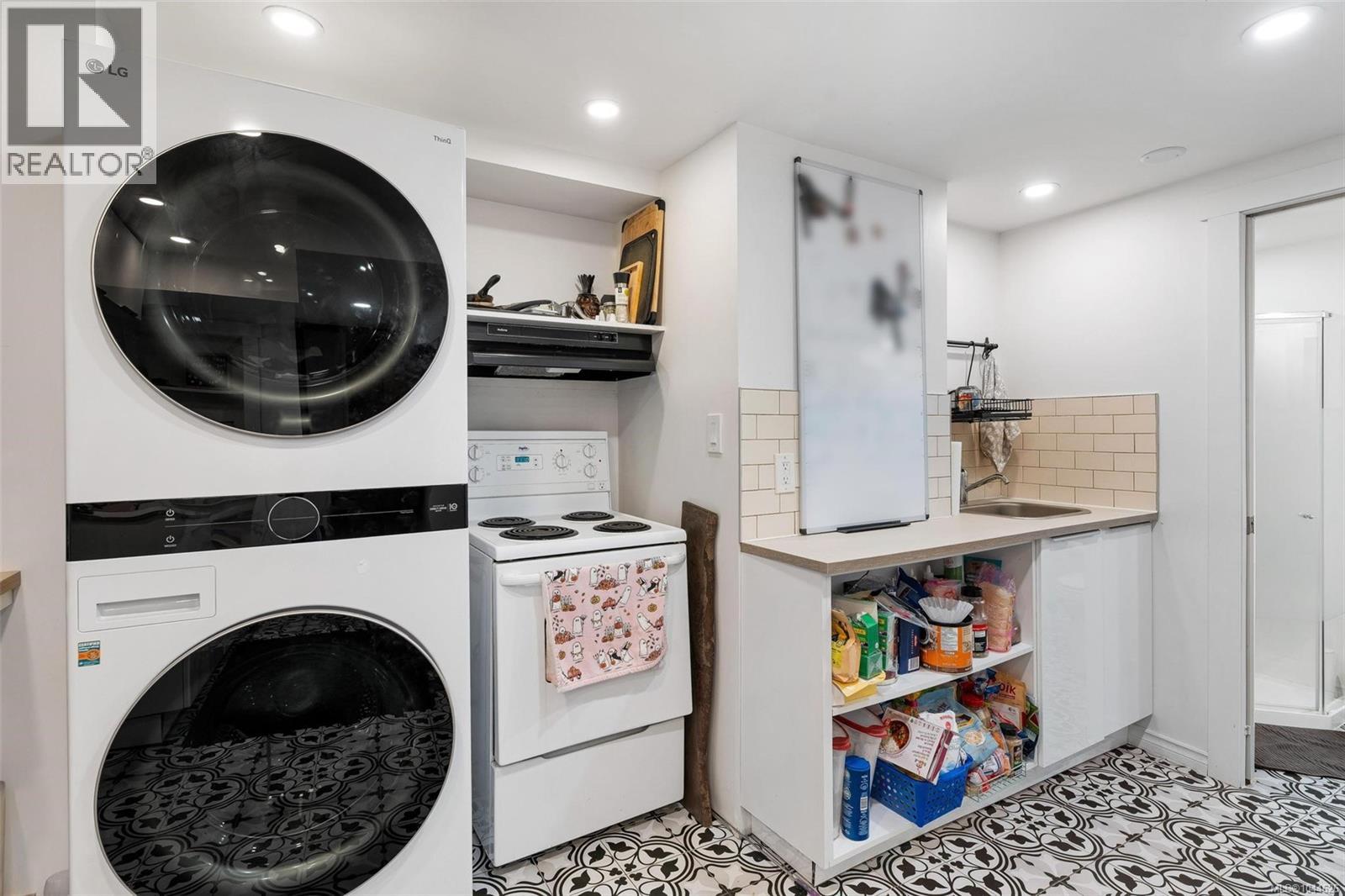 920 Jasmine Ave - Image 21
