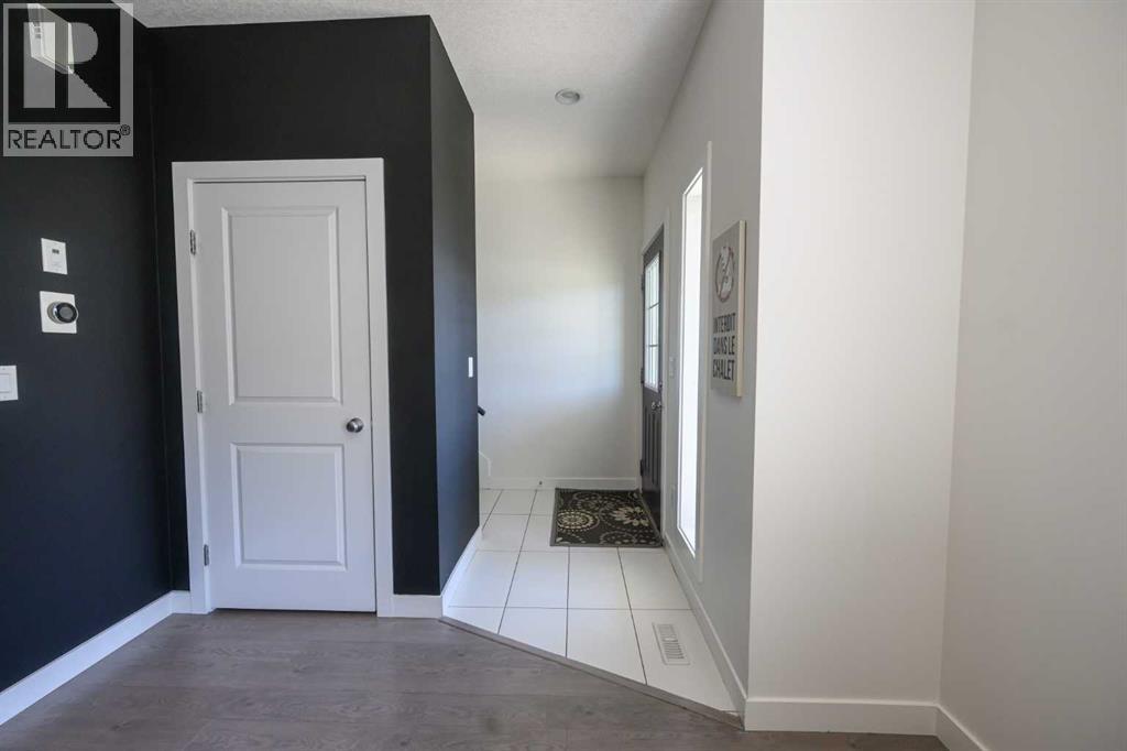 8718 72 Avenue - Image 4