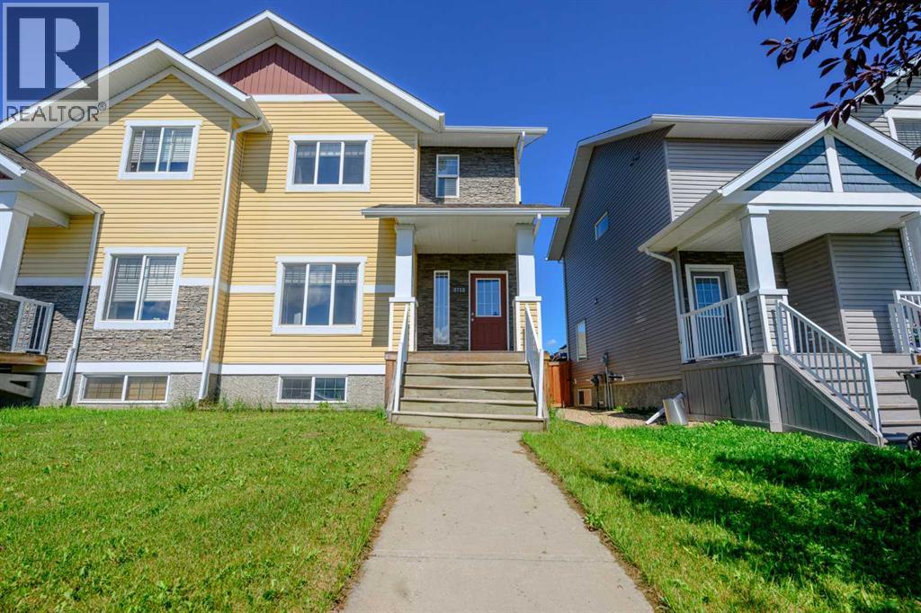 8718 72 Avenue - 1