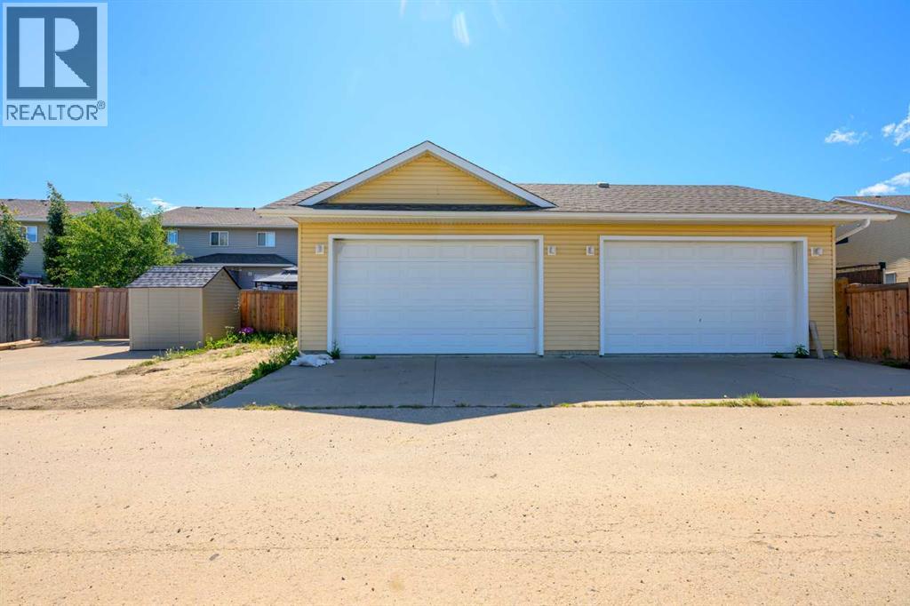 8718 72 Avenue - 46