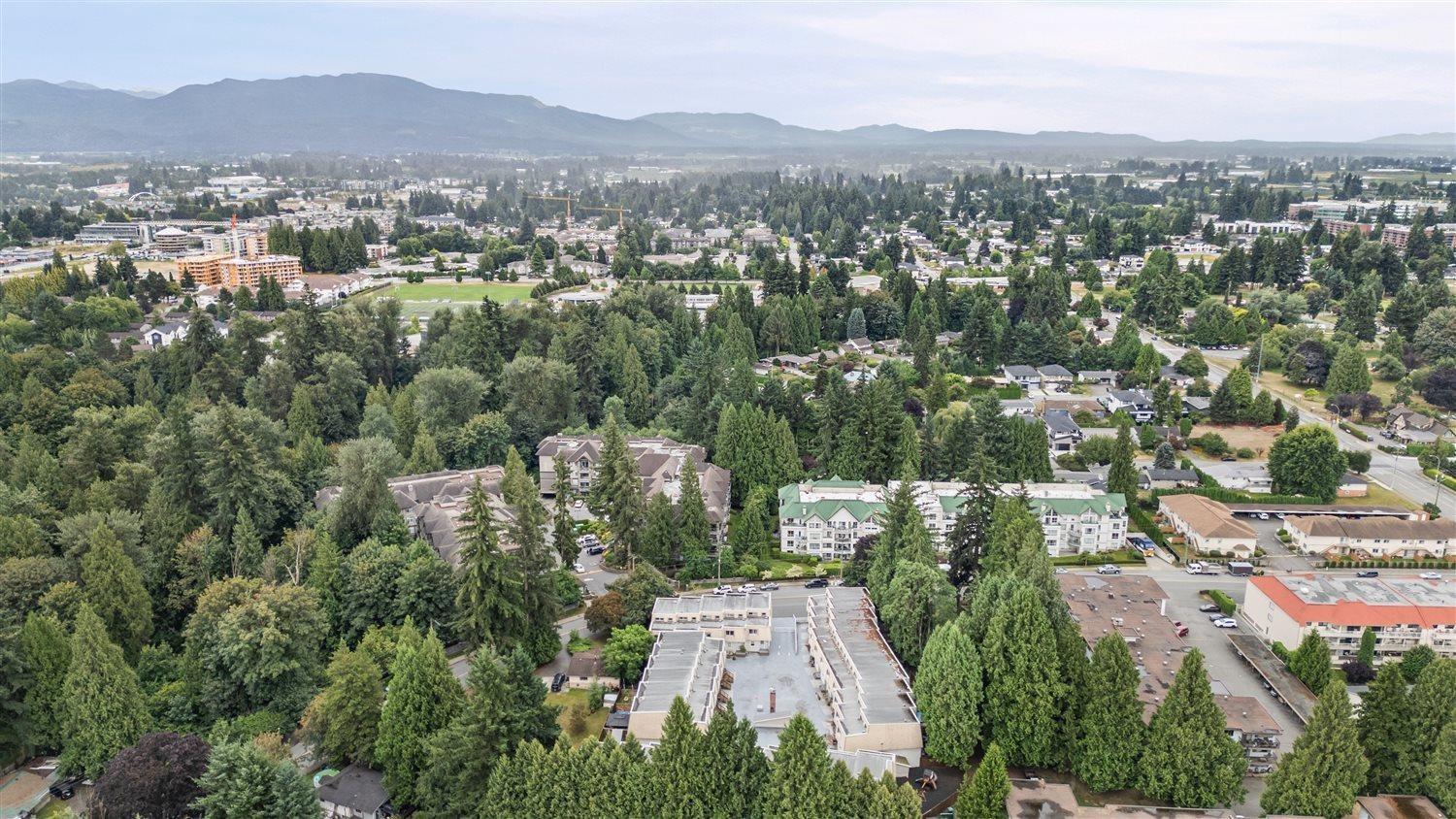 4 33293 E BOURQUIN CRESCENT, Abbotsford