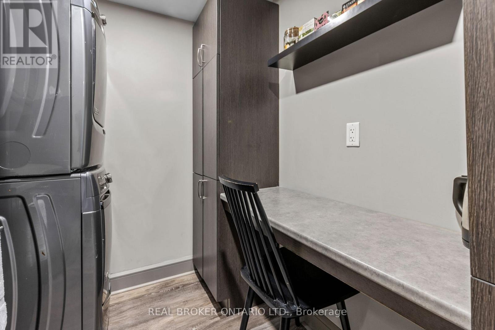 1 Bath Office for Sale in Ottawa – 400-4 – 2200 PRINCE OF WALES DRIVE, Ottawa – MLS# X13622102 - Image 23