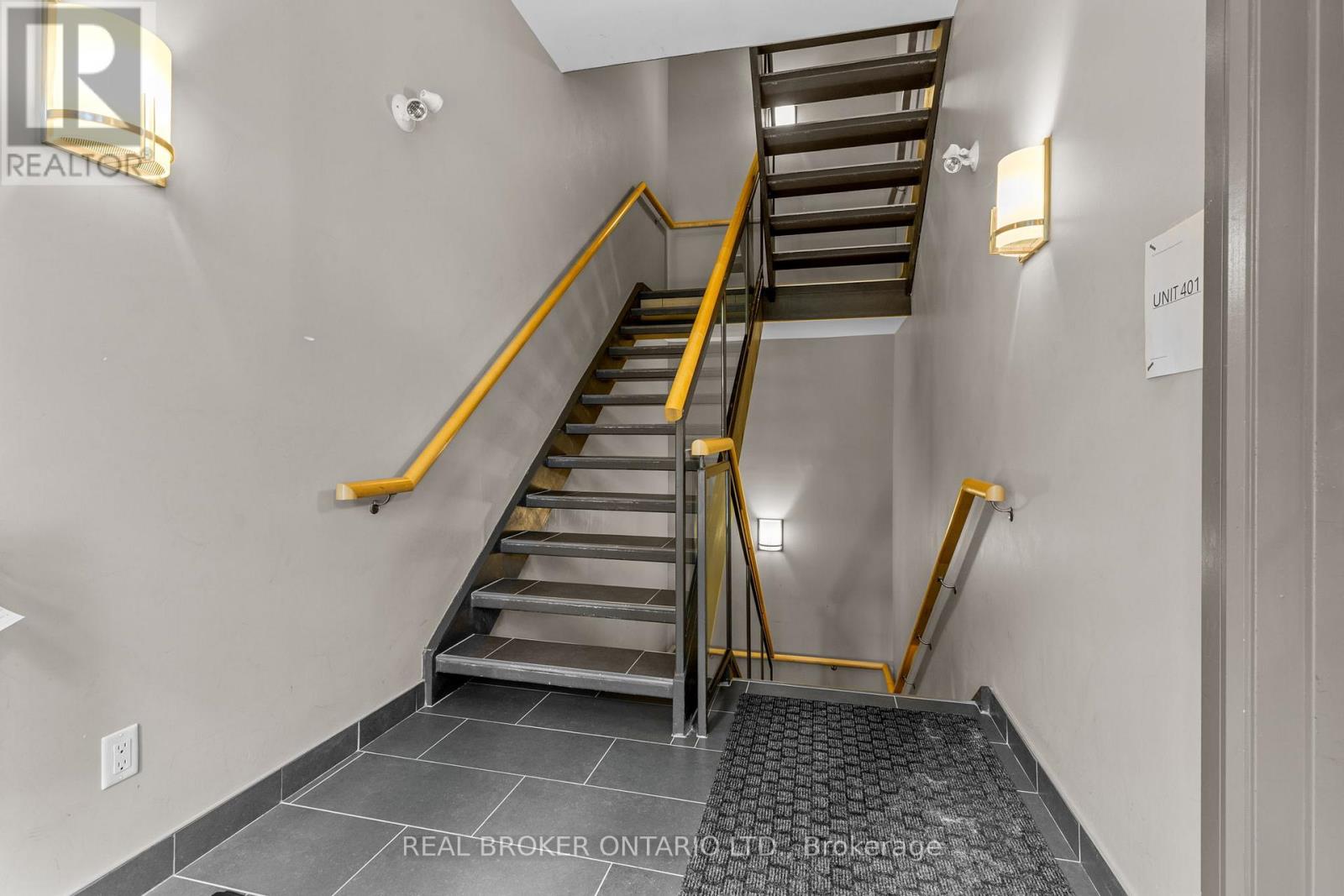 stairs to lower level