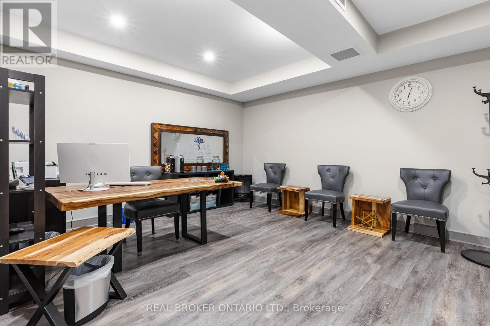 1 Bath Office for Sale in Ottawa – 400-4 – 2200 PRINCE OF WALES DRIVE, Ottawa – MLS# X13622102 - Image 8