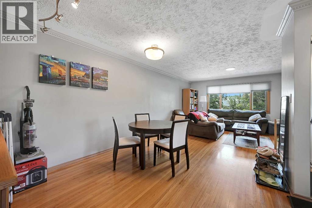 1415 Rosehill Drive NW, Rosemont, Calgary photo 5