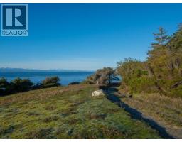 1136 Herchmer Road, Savary Island, BC V8A0G7 Photo 29