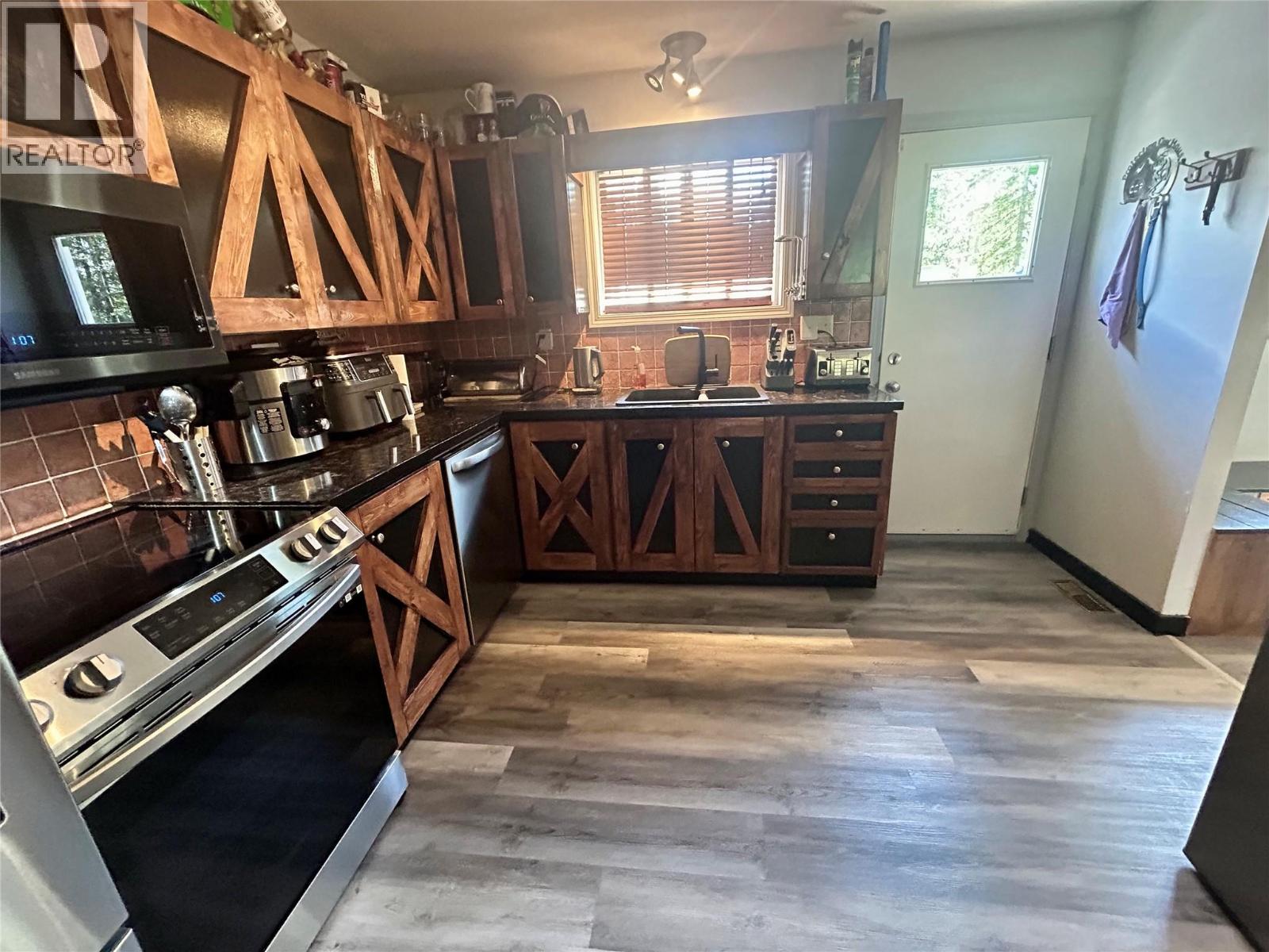 101 Murray Drive - Image 3