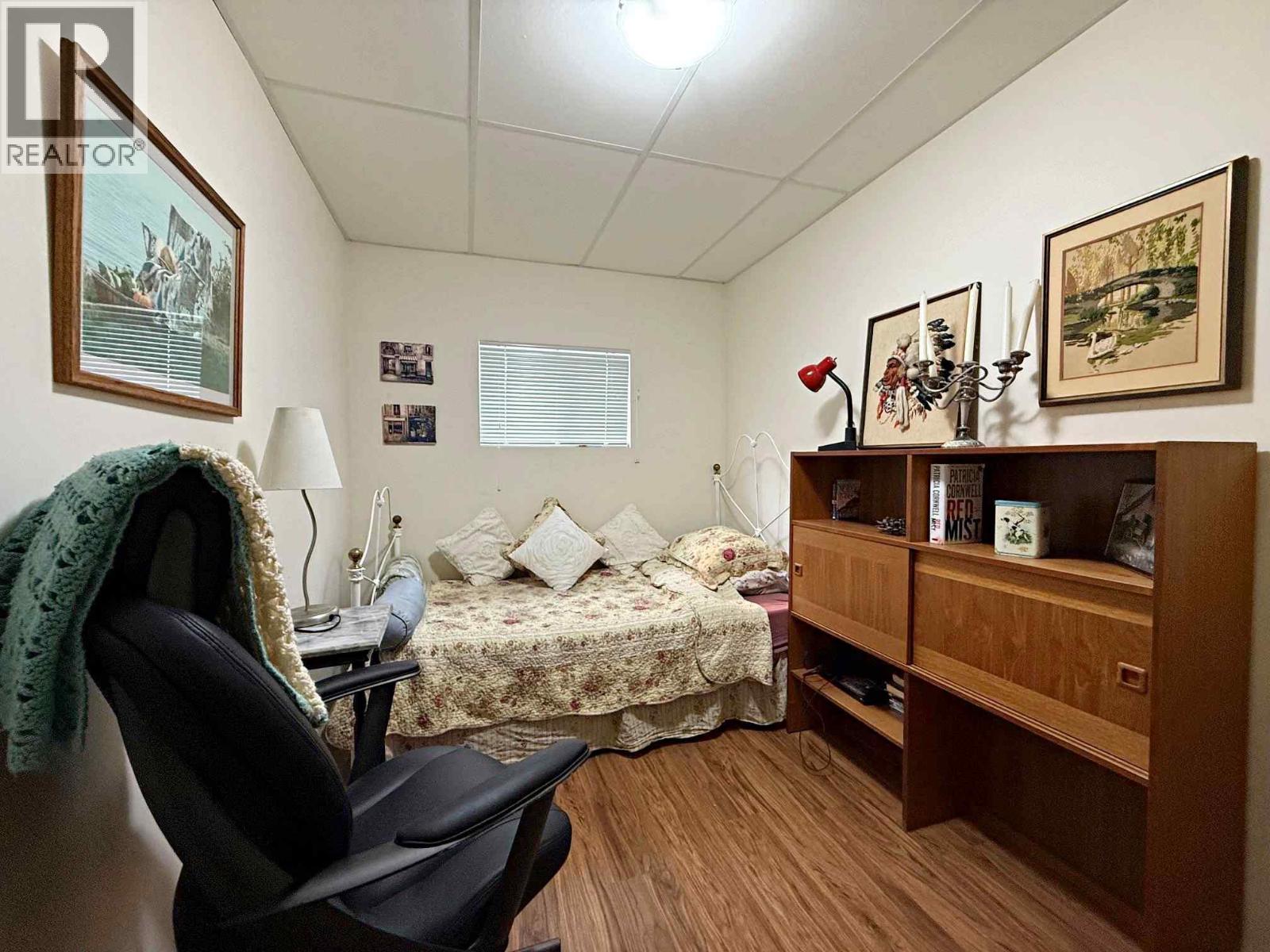 9872 Institute Street - Image 13