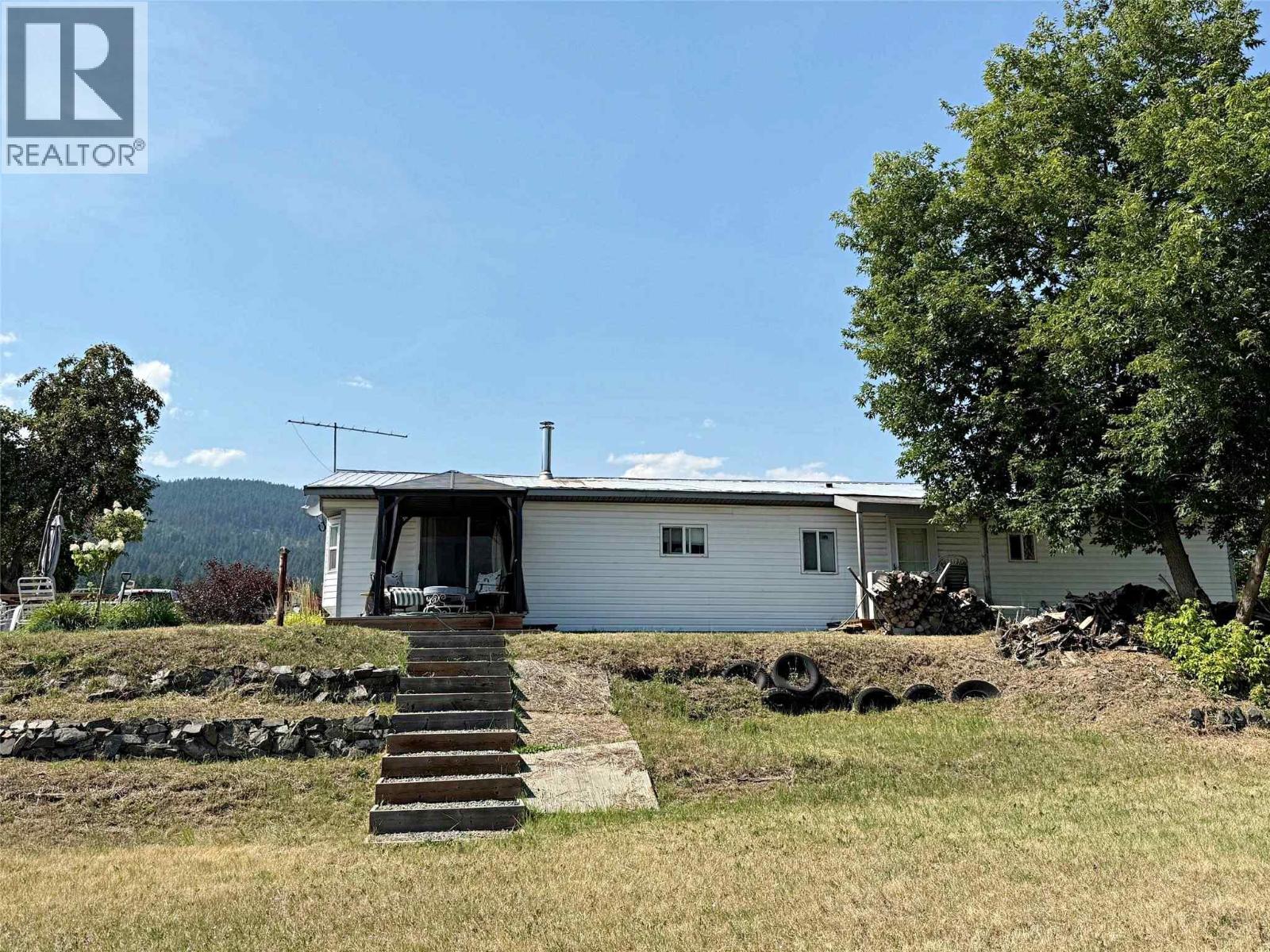 9872 Institute Street - Image 3