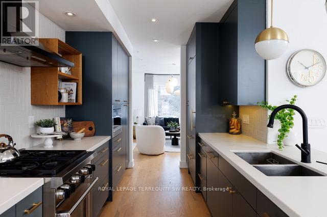 96 SUMMERHILL AVENUE - 22