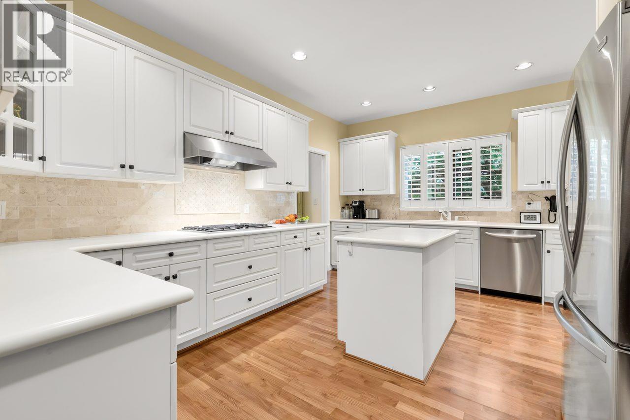 #206-6505 3 Avenue, Delta