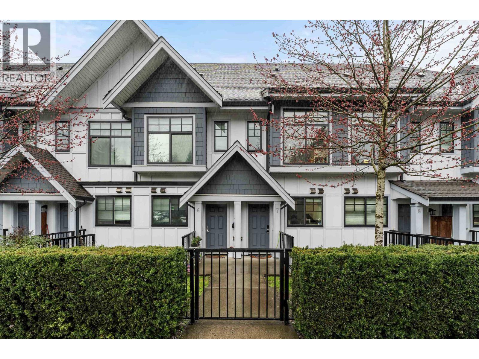 7 5132 CANADA WAY