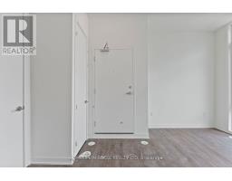 Th704 - 5 Steckley House Lane, Richmond Hill, ON L4S0N2 Photo 10
