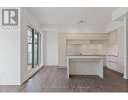 Th704 - 5 Steckley House Lane, Richmond Hill, ON L4S0N2 Photo 12