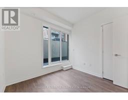 Th704 - 5 Steckley House Lane, Richmond Hill, ON L4S0N2 Photo 17