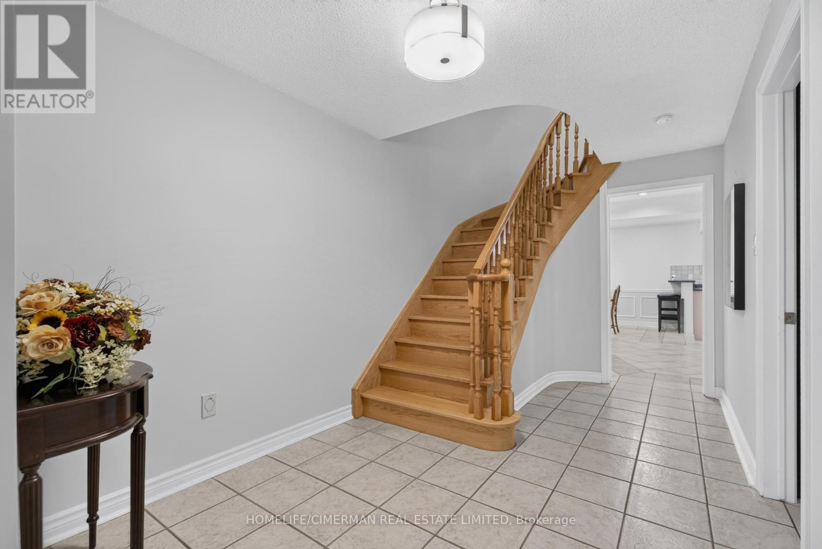 6 CREEKVIEW AVENUE - 38