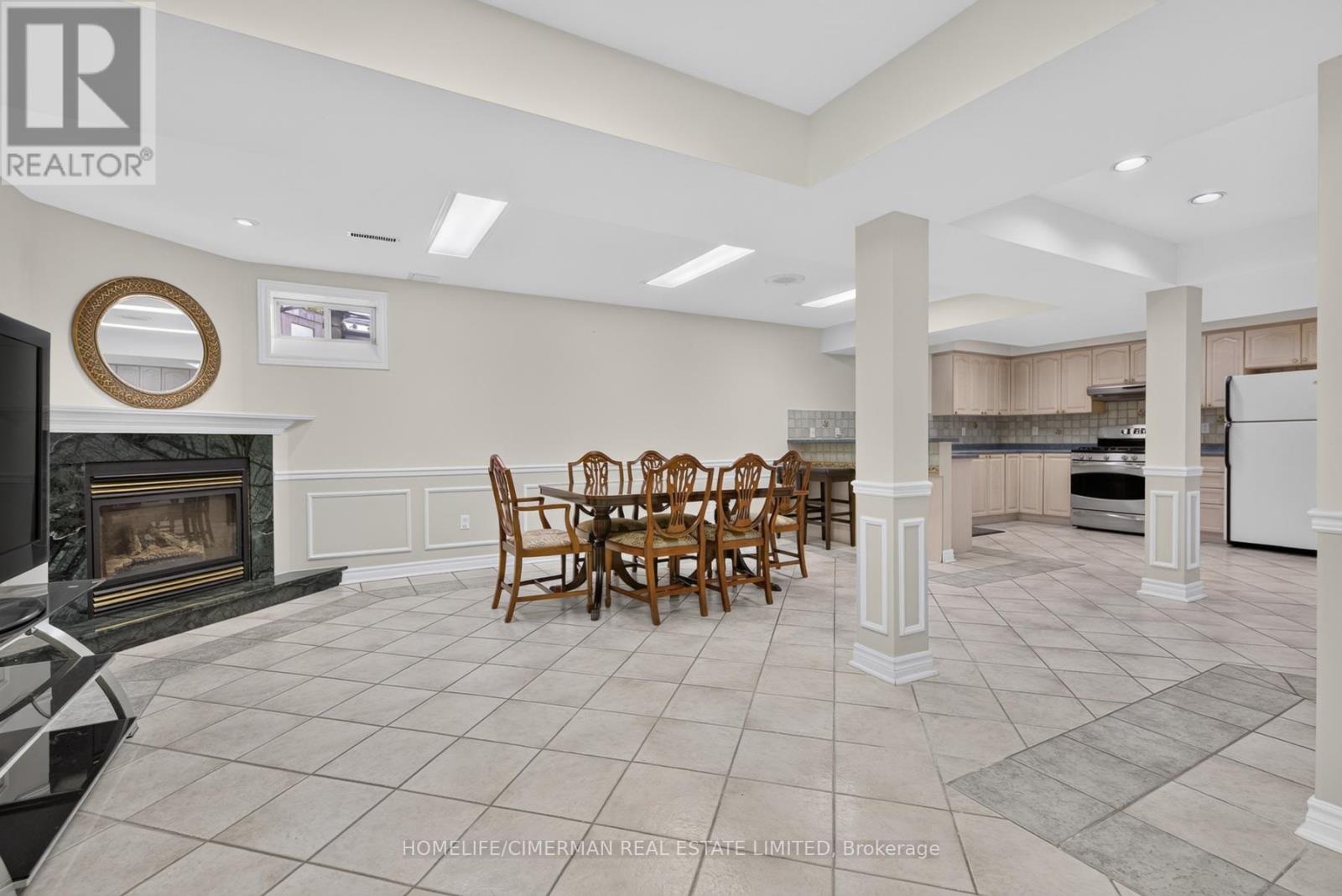 6 CREEKVIEW AVENUE - 40