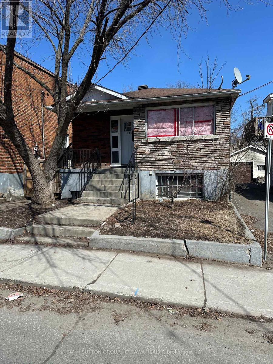 259 GRANVILLE STREET N