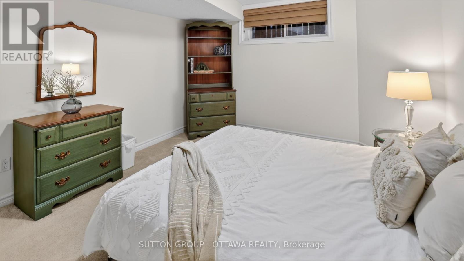 3 Bed, 3 Bath House for Sale in Ottawa – 104 PASSAGEWAY PRIVATE, Ottawa – MLS# X13573696 - Image 77