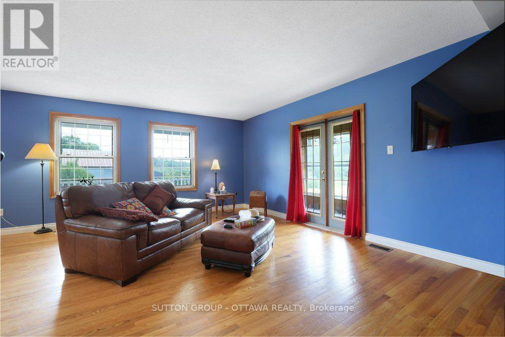 595 HOLBROOK ROAD - Image 7