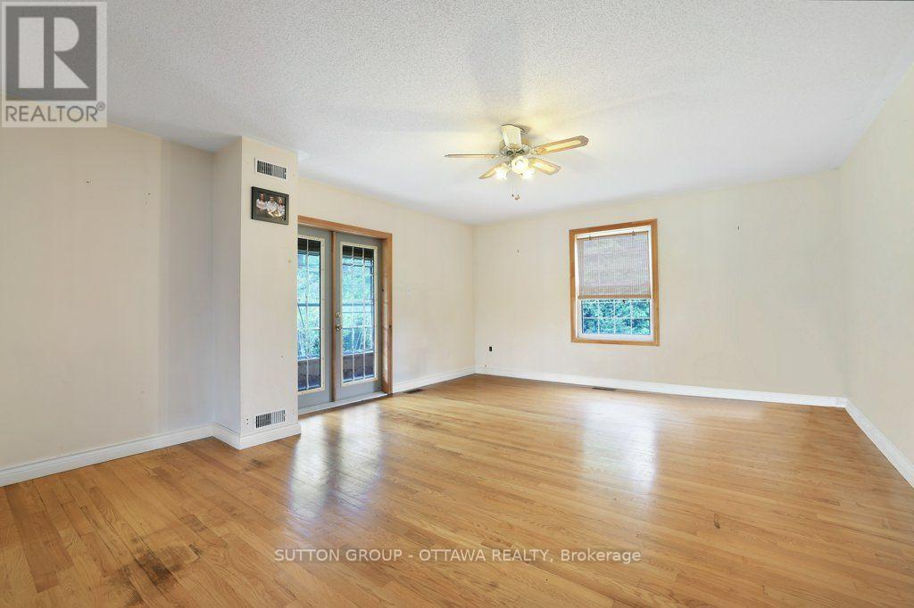 595 HOLBROOK ROAD - Image 13