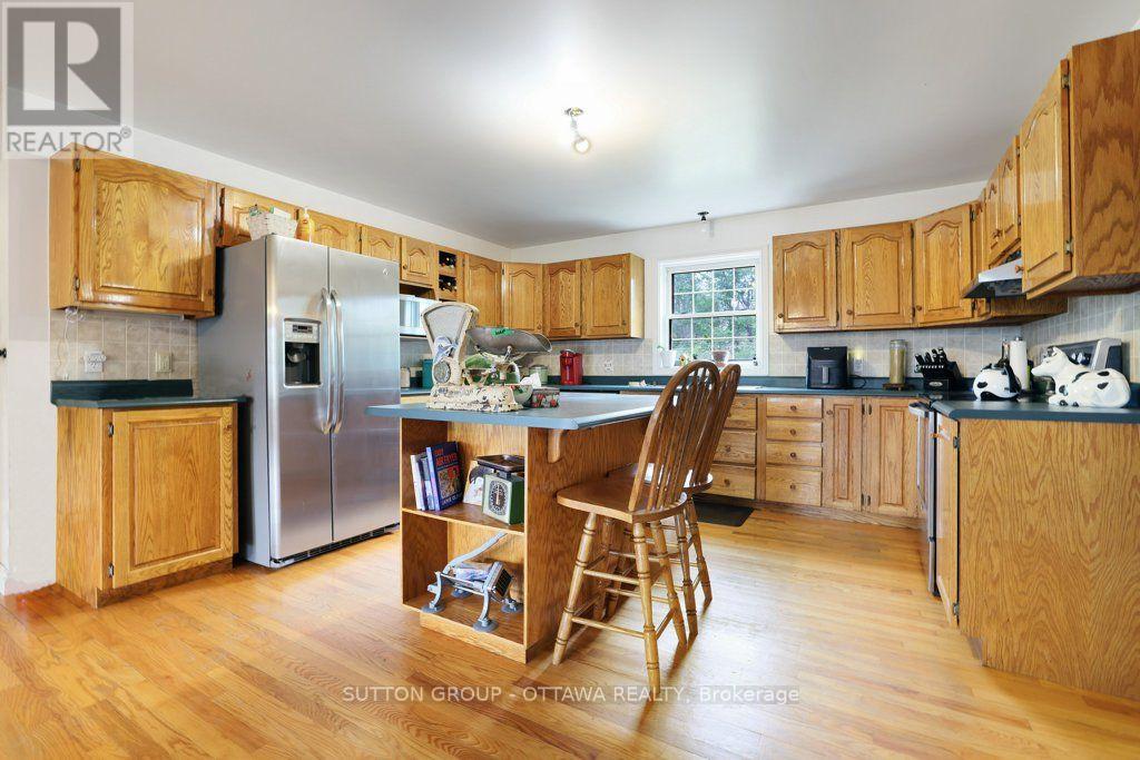 595 HOLBROOK ROAD - Image 21