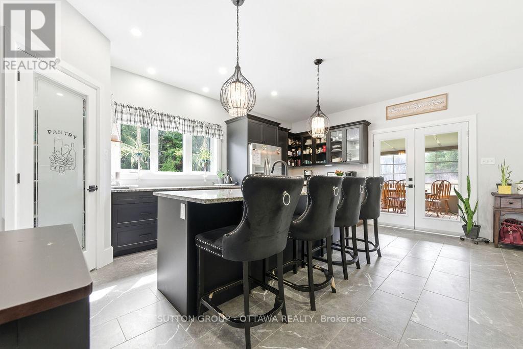 12 EASTERN AVENUE - Image 34