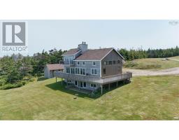 Den - 194 Thomas Road, Cape Forchu, NS B5A5G7 Photo 8