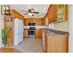 Den - 48 Seaview Drive, Gabarus, NS B1K3T4 Photo 11
