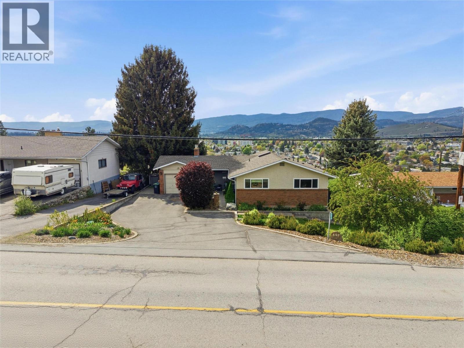 869 McKenzie Road - 2