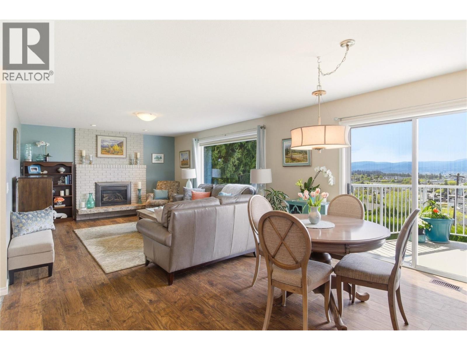 869 McKenzie Road - 26