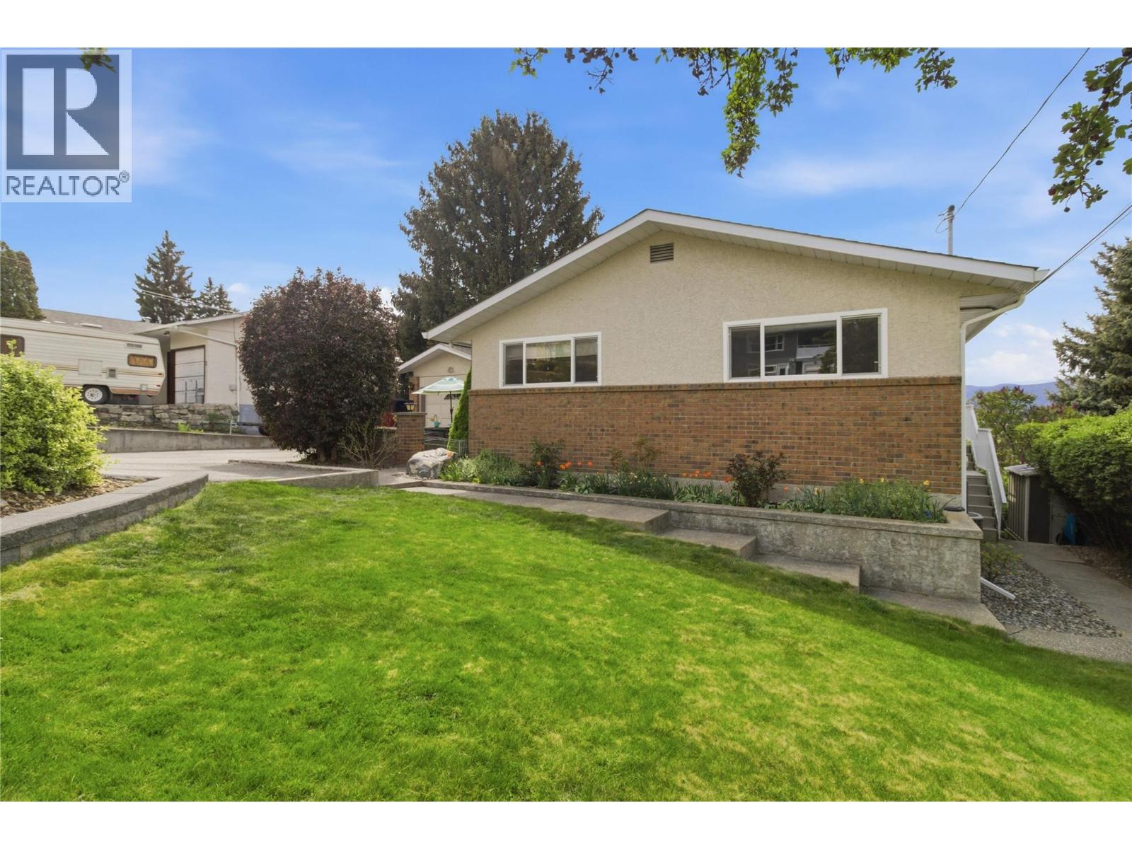 869 McKenzie Road - 14