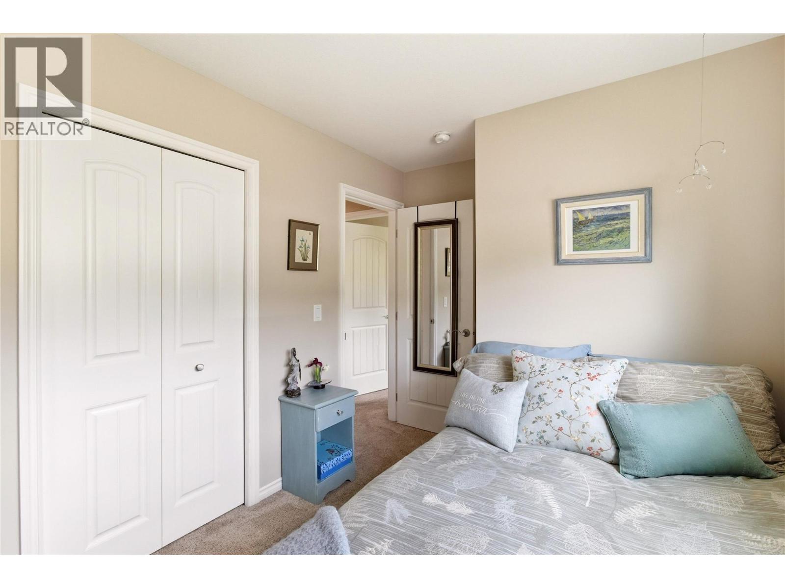 869 McKenzie Road - 34