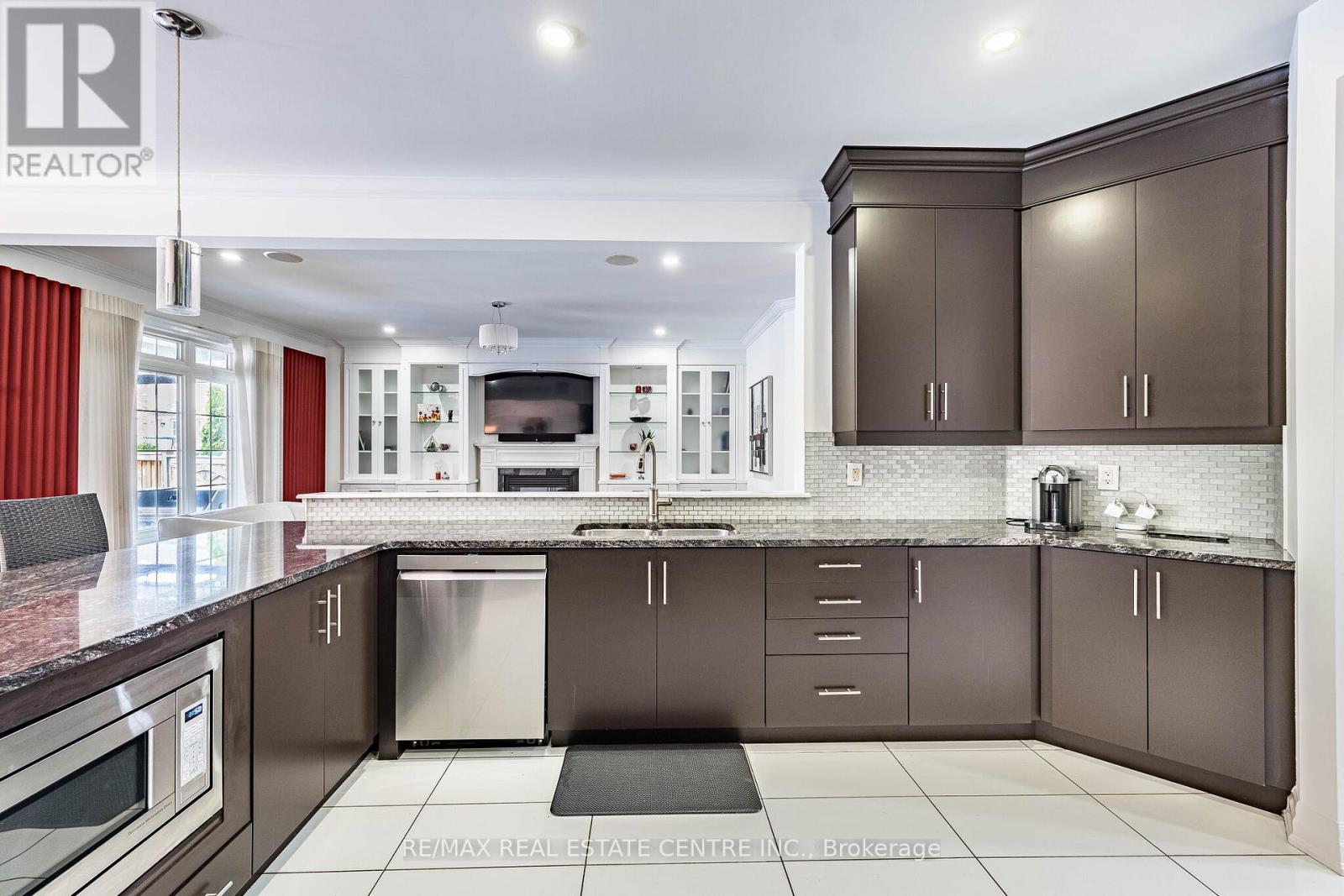 40 CACHET COURT - 19