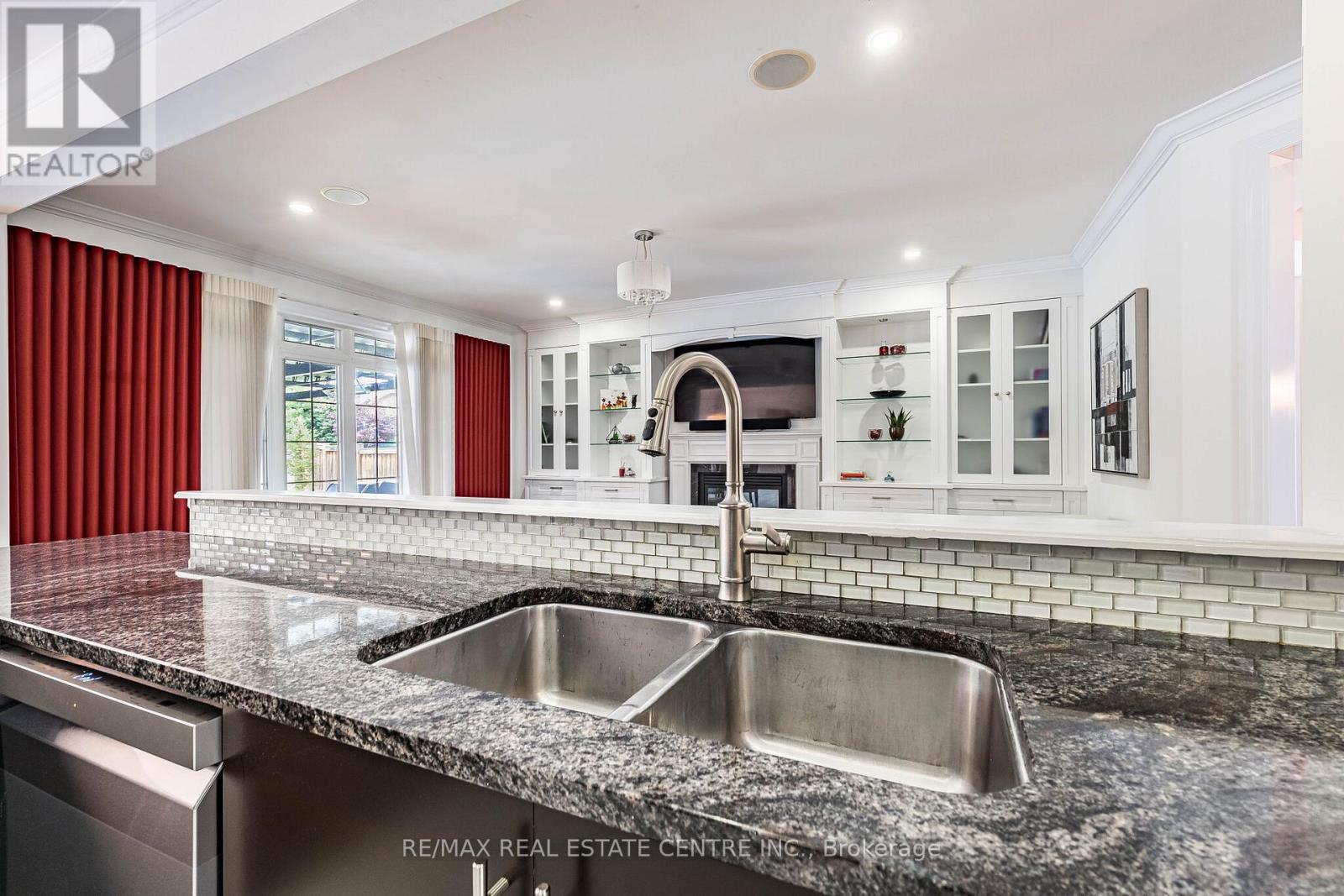 40 CACHET COURT - 20
