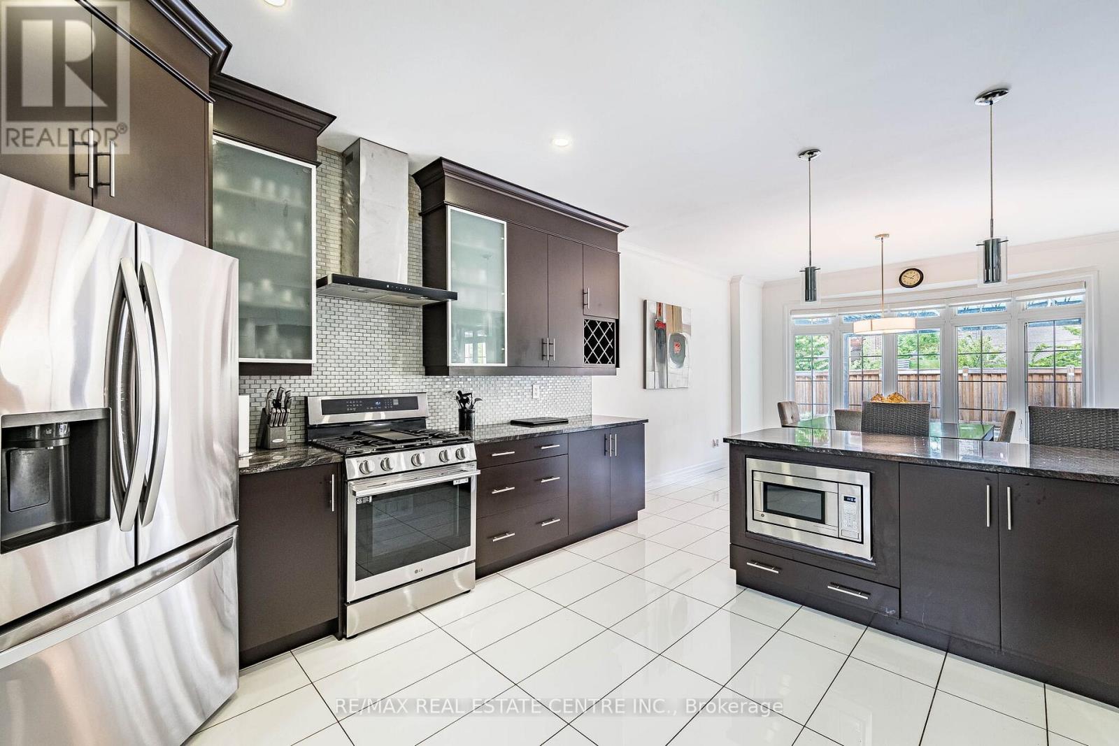 40 CACHET COURT - 22