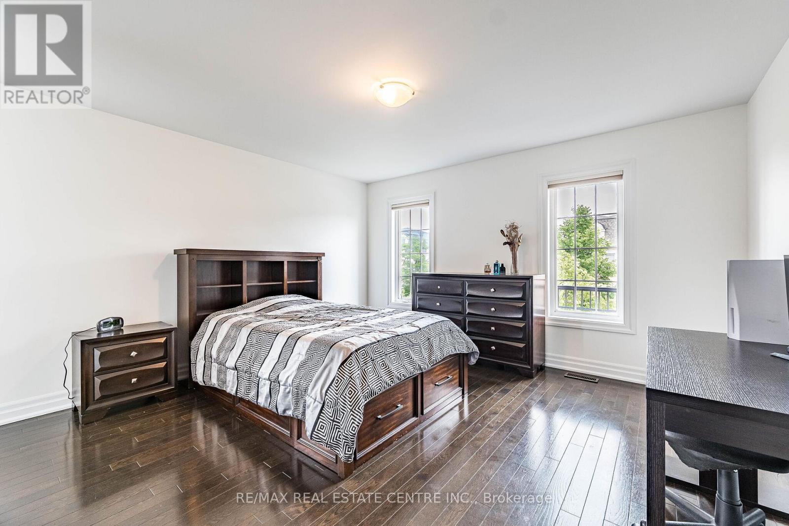 40 CACHET COURT - 30
