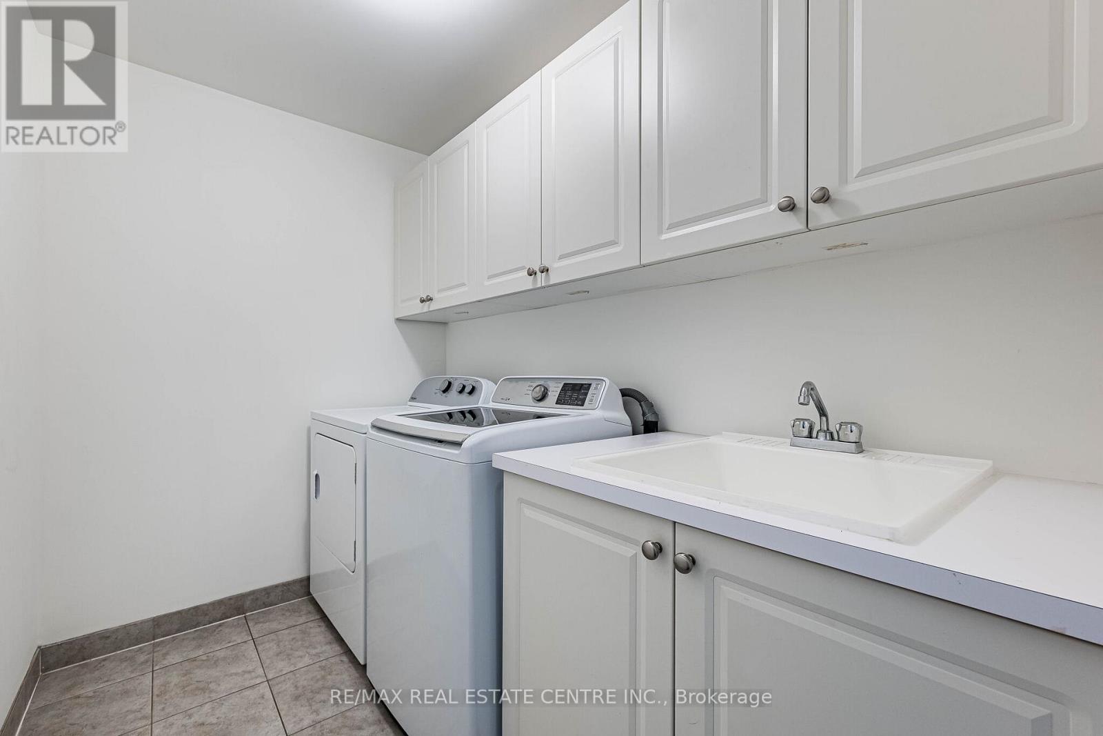 40 CACHET COURT - 35