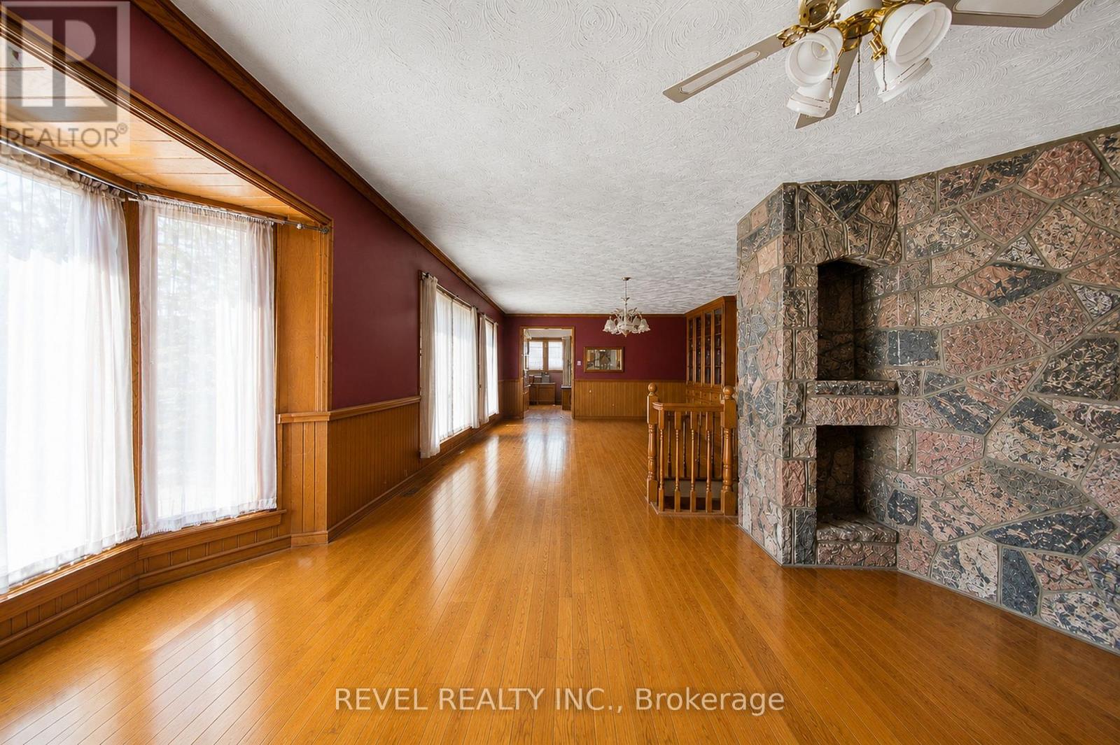3156 ESCARPMENT SIDE ROAD - 13