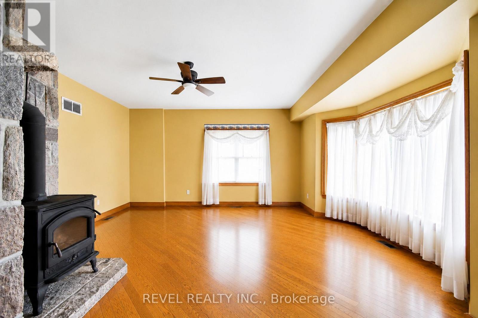 3156 ESCARPMENT SIDE ROAD - 7
